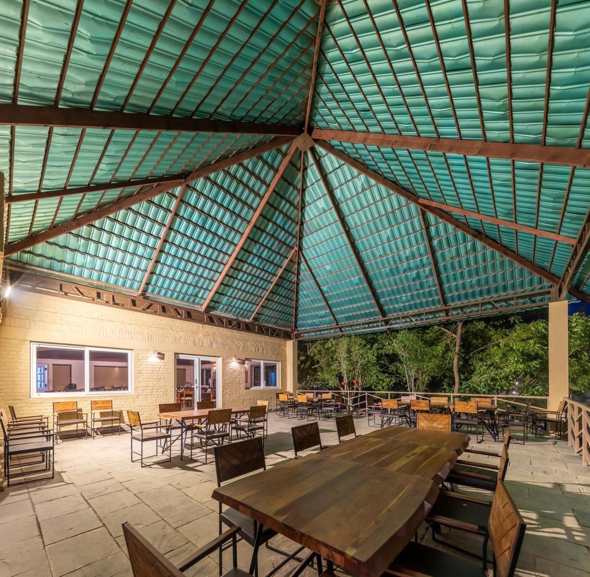Vanaashrya Resort And Spa Sariska Tehla Esterno foto